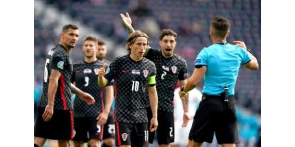 Hrvatska nogometna reprezentacija tek treba dobiti prvu utakmicu u Europskom kupu Hrvatska nogometna reprezentacija tek treba dobiti prvu utakmicu u Europskom kupu